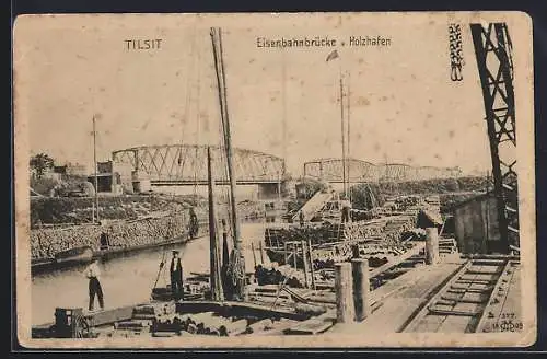 AK Tilsit, Eisenbahnbrücke und Holzhafen