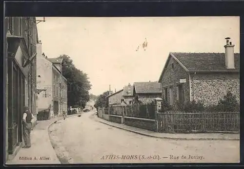 AK Athis-Mons, Rue de Juvisy et maisons en pierre