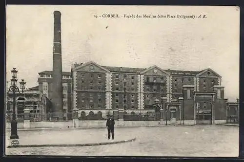 AK Corbeil, Facade des Moulins (côté Place Galignani)