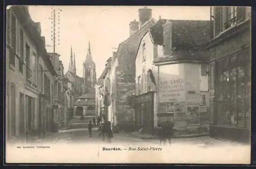 AK Dourdan, Rue Saint-Pierre avec vue sur l`église et devantures de magasins