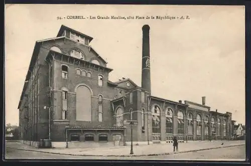 AK Corbeil, Les Grands Moulins côté Place de la République