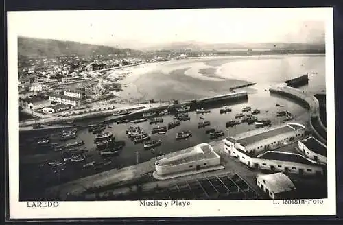 AK Laredo, Muelle y Playa