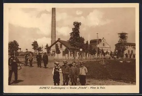 AK Aumetz /Lothringen, Kinder vor der Grube Friede