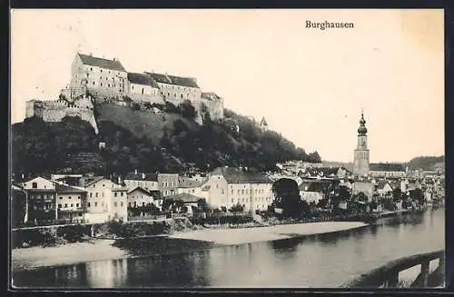 AK Burghausen / Salzach, Ortsansicht