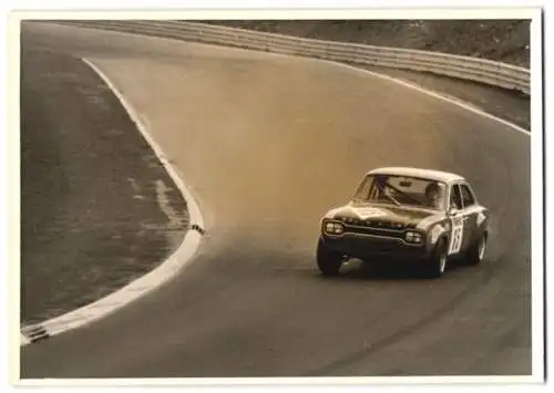 Fotografie Auto-Rennen Nürburgring, Rennwagen Ford Capri Startnummer 65