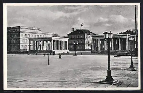 AK München, am königlichen Platz