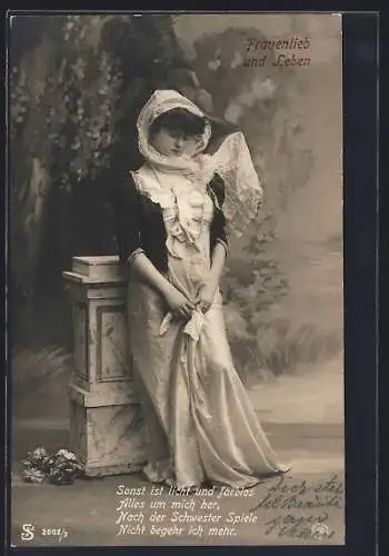 Foto-AK L.J. & F.F. Nr. 2082 /2: Frau im Kleid mit Schleier