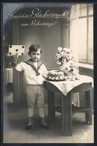Foto-AK L.J. & F.F. Nr. 3808 /2: Kleiner Junge mit Kuvert und Kuchen, Geburtstagsgruss