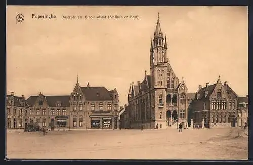 AK Poperinghe, Oostzijde der Groote Markt (Stadhuis en Post)