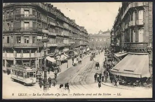 AK Lille, La Rue Faidherbe et la Gare, Strassenbahn