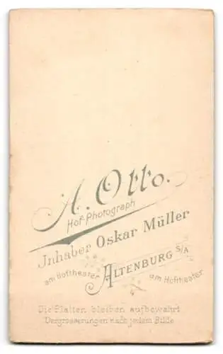 Fotografie A. Otto, Altenburg, Am Hoftheater, Porträt einer jungen Frau