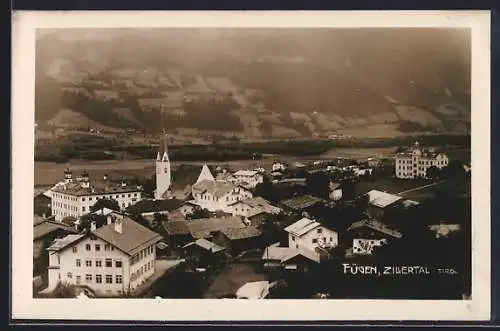 AK Fügen /Zillertal, Ortsansicht im Tal