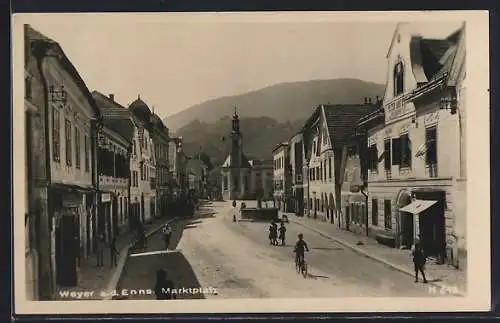 AK Weyer a. d. Enns, Marktplatz mit Geschäften und Kirche