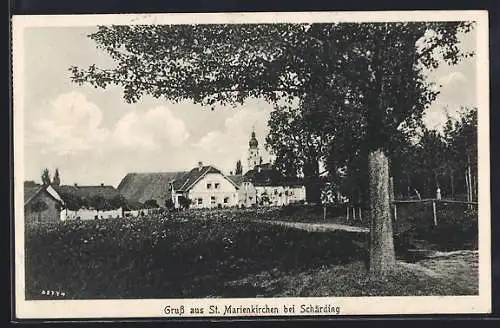 AK St. Marienkirchen, Blick zur Kirche im Ort