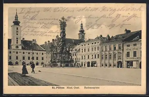 AK St. Pölten /Nied. Oest., Rathausplatz mit Geschäften, Rathaus und Denkmal