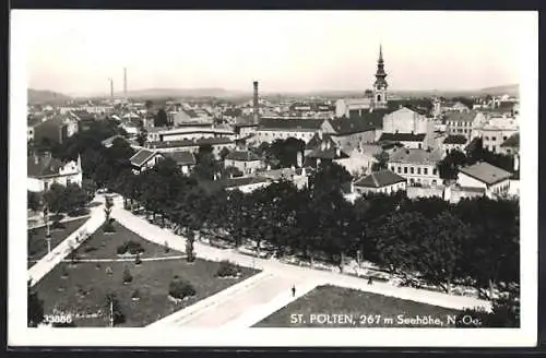 AK St. Pölten /N.-Oe., Teilansicht mit Strassenpartie