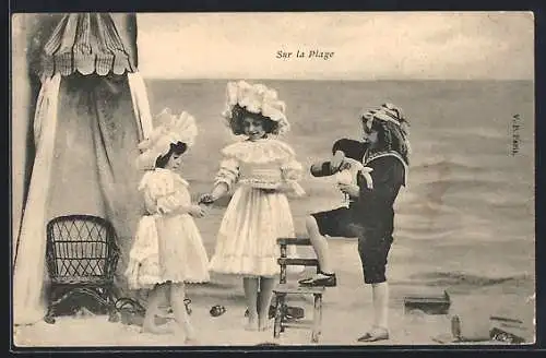 AK Kinder in Sommerkleidung am Strand