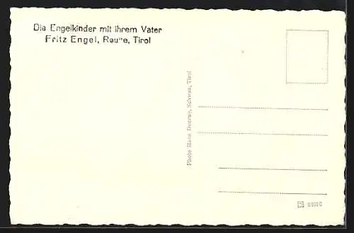 AK Reutte /Tirol, Musiker Fritz Engel mit seinen Engelkindern
