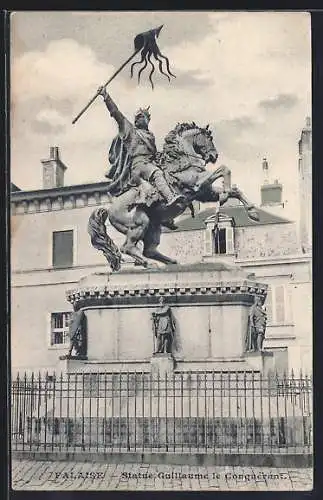 AK Falaise, la statue de Guillaume-le-Conquérant