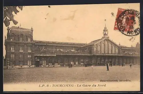 AK Tourcoing, La Gare du Nord, Passanten am Nordbahnhof