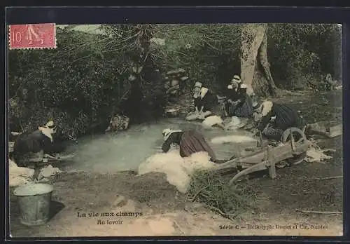 AK La vue aux champs, Au lavoir, Waschfrauen bei der Arbeit