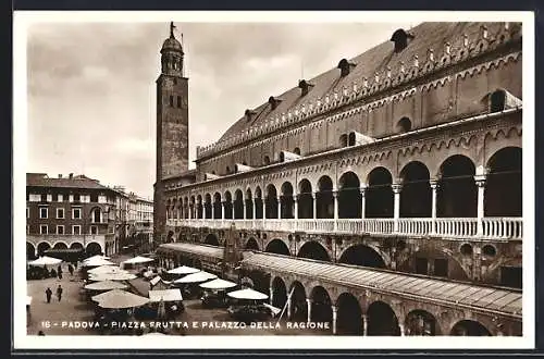 AK Padova, Piazza Frutta e Palazzo della Ragione