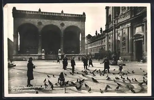 AK München, Taubenfütterung vor der Feldherrnhalle