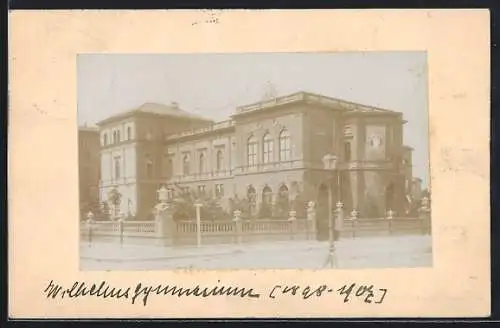 Foto-AK München, Wilhelmsgymnasium in der Thierschstrasse 43