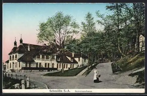 AK Schmölln /S.-A., Gasthof Schützenhaus mit Strassenpartie