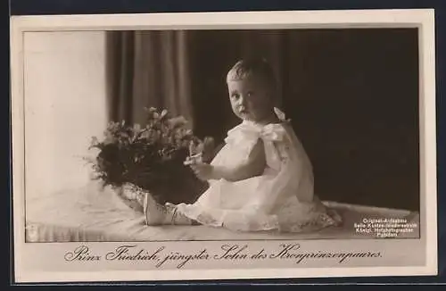 AK Prinz Friedrich von Preussen mit Blumen