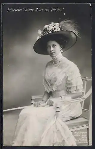 AK Prinzessin Victoria Luise von Preussen mit grossem Hut