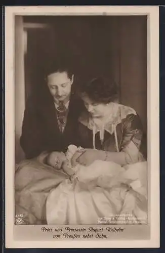 AK Prinz & Prinzessin August Wilhelm von Preussen nebst Sohn