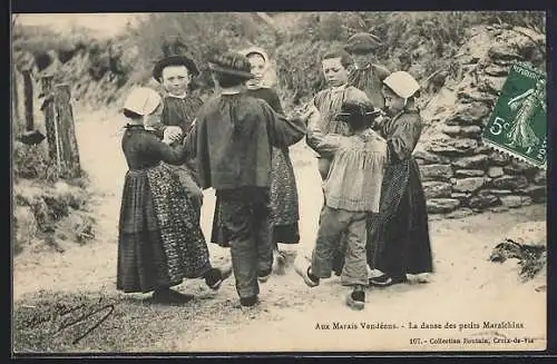 AK Au Marais Vendéens, La danse des petits Maraîchins, Pays de la Loire