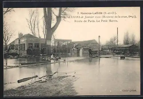 AK Maisons-Laffitte, Inondations de Janvier 1910, Route de Paris, Le Petit Havre