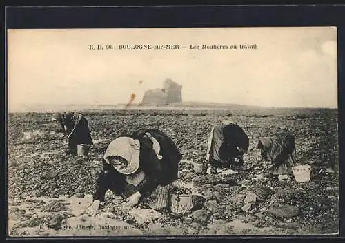 AK Boulogne-sur-Mer, Les Moulières au travail