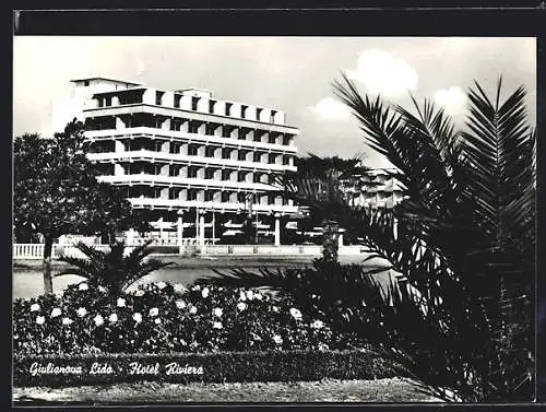 AK Giulianova Lido, Hotel Riviera