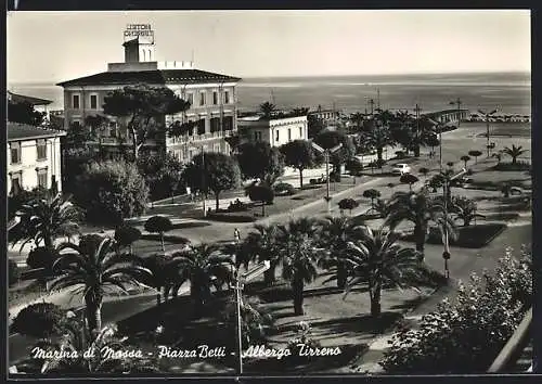 AK Marina di Massa, Piazza Betti, Alberga Tirreno