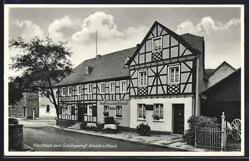 AK Waldbreitbach, Gasthaus zum Schützenhof W. Schmitz mit Strasse