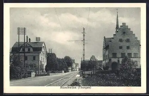 AK Münchwilen / Thurgau, Strassenpartie am Ortseingang