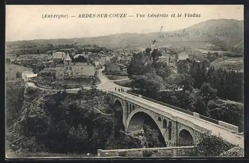 AK Ardes-sur-Couze, Vue générale et le Viaduc