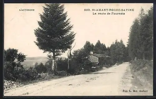 AK Saint-Amant-Roche-Savine, La route de Fournols