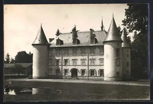 AK Vernet-la-Varenne, Château de la Bâtisse en vue frontale