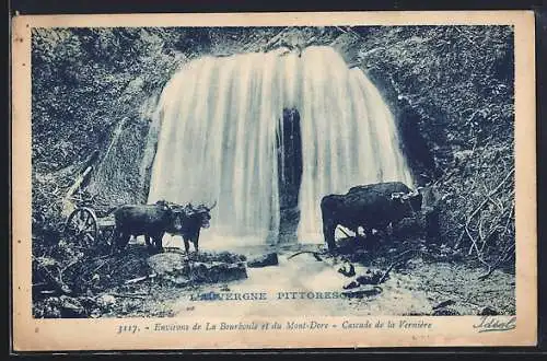 AK La Bourboule, Cascade de la Vernière avec boeufs dans l`Auvergne pittoresque