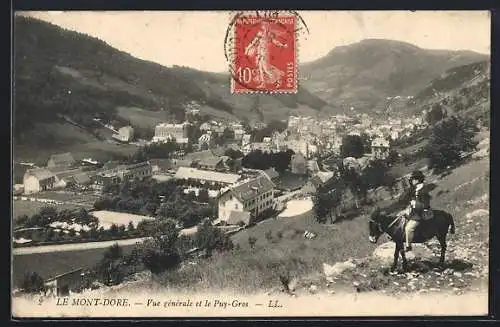 AK Le Mont-Dore, Vue générale et le Puy-Gros