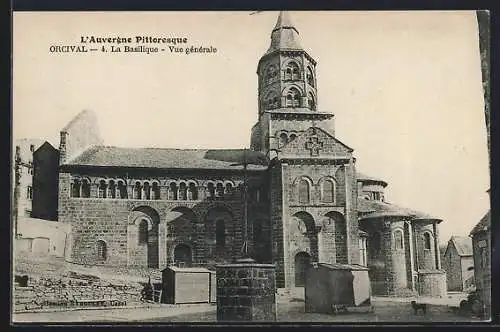 AK Orcival, La Basilique, Vue générale