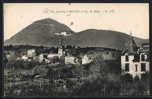 AK Orcines, Vue générale d`Orcine et Puy de Dôme