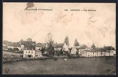 AK Herment, Vue générale du village pittoresque en Auvergne