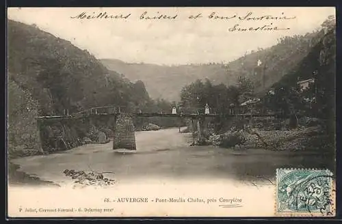 AK Courpière, Pont-Moulin Chalus sur la rivière en Auvergne