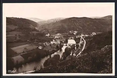 AK Menat, Le Pont de Menat dans la vallée de la Sioule