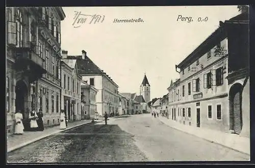 AK Perg /O.-Ö., Herrenstrasse mit Blick zur Kirche